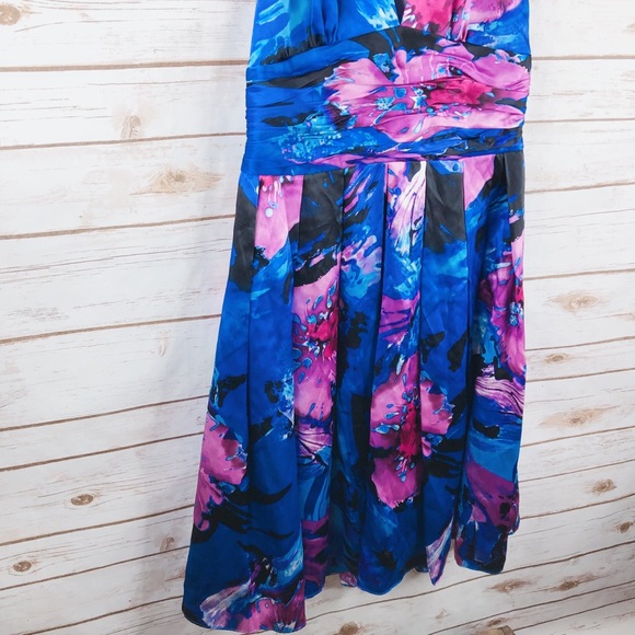 Adrianna Papell floral silk fit flare halter dress - Picture 3 of 8